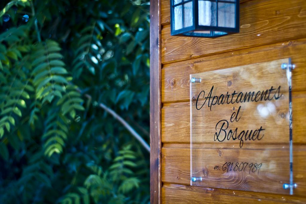 Apartamentos El Bosquet Sant Cugat del Vallès Rum bild